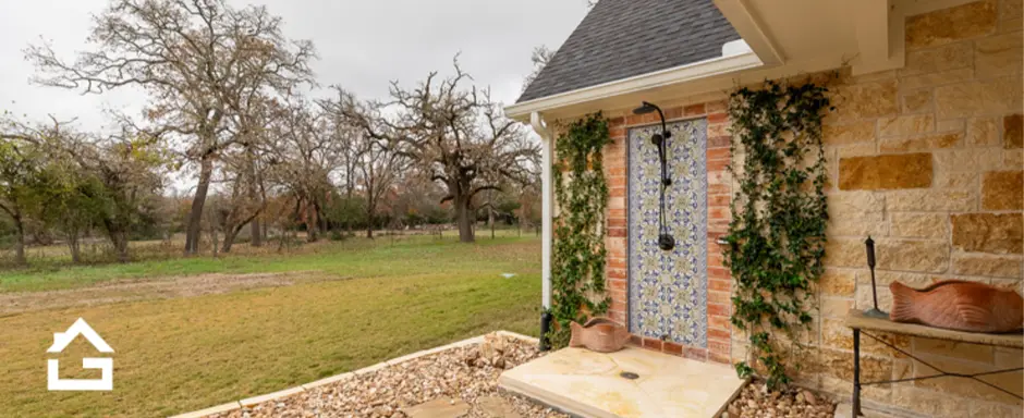 Outdoor Living Spaces: How to Create the Perfect Backyard for Summer